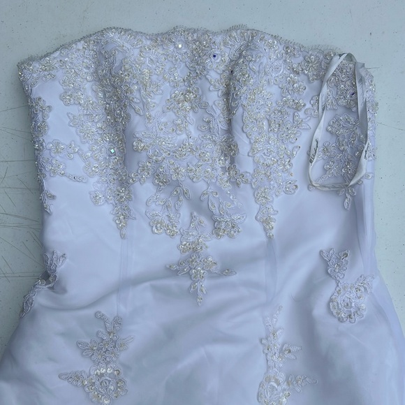 MichaelAngelo Bridal Gown - Picture 7 of 11